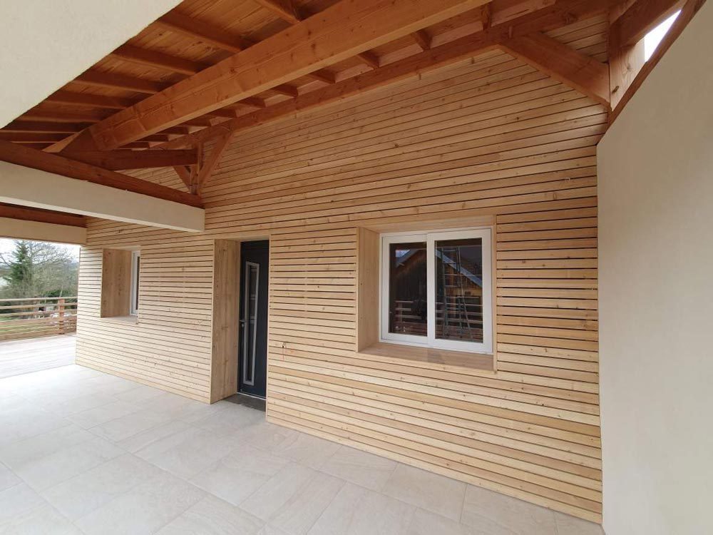 Intérieur d'une extension à ossature bois